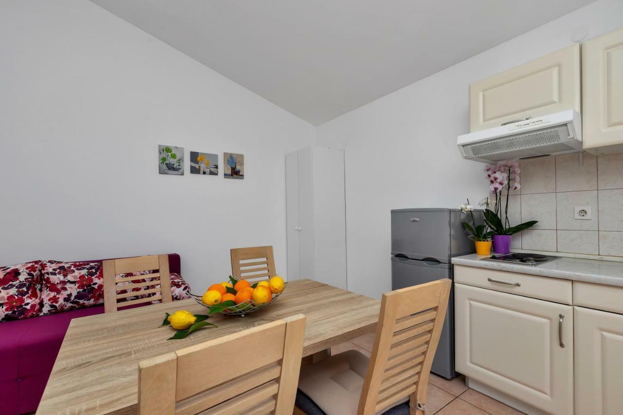 Apartments Ratko Tučepi Eksteriør bilde