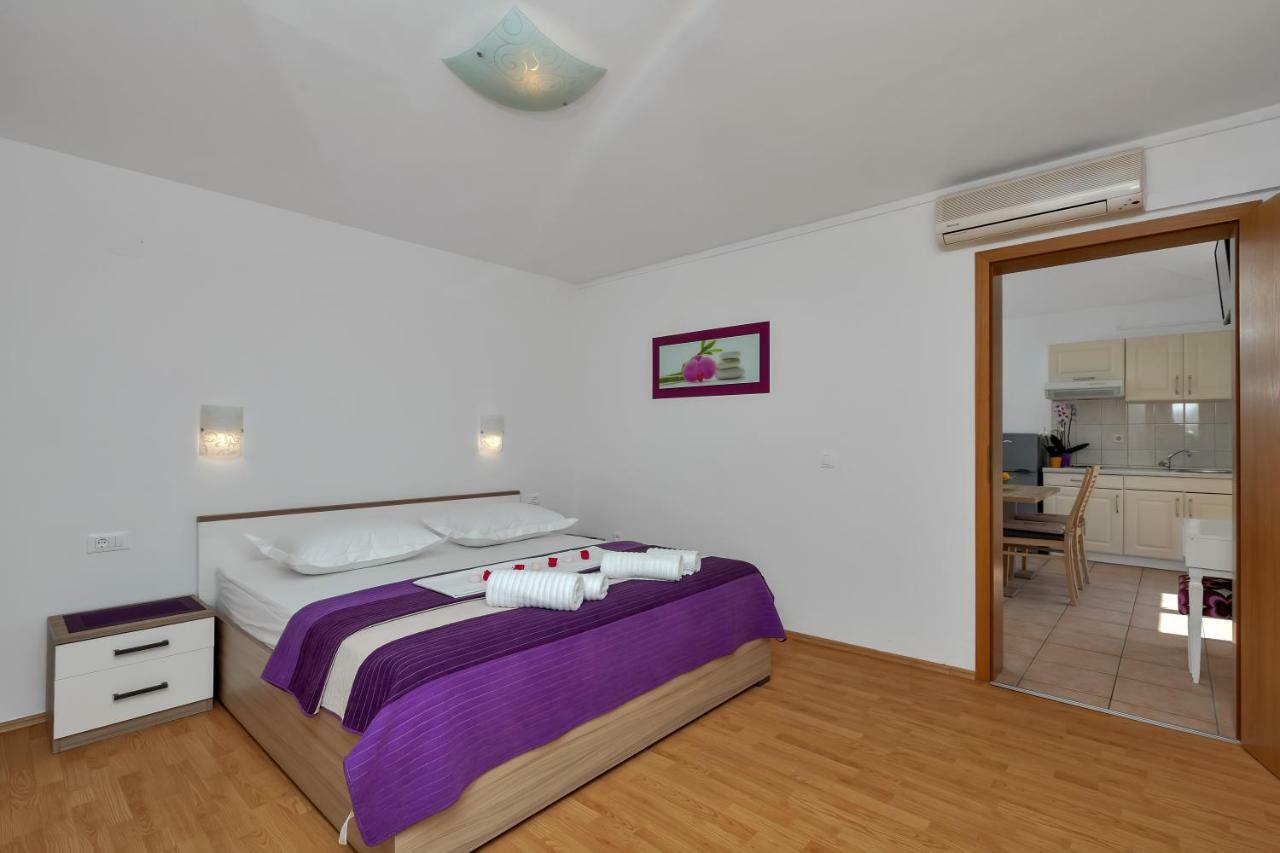 Apartments Ratko Tučepi Eksteriør bilde